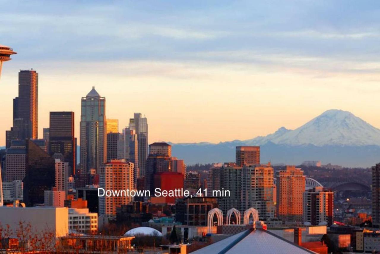 Sea View, Best Area, No Stairs, Wd, 2 Bedrooms, Jacuzzi Bath, New Carpet, Balcony, View, 825Sf Tacoma Exterior photo