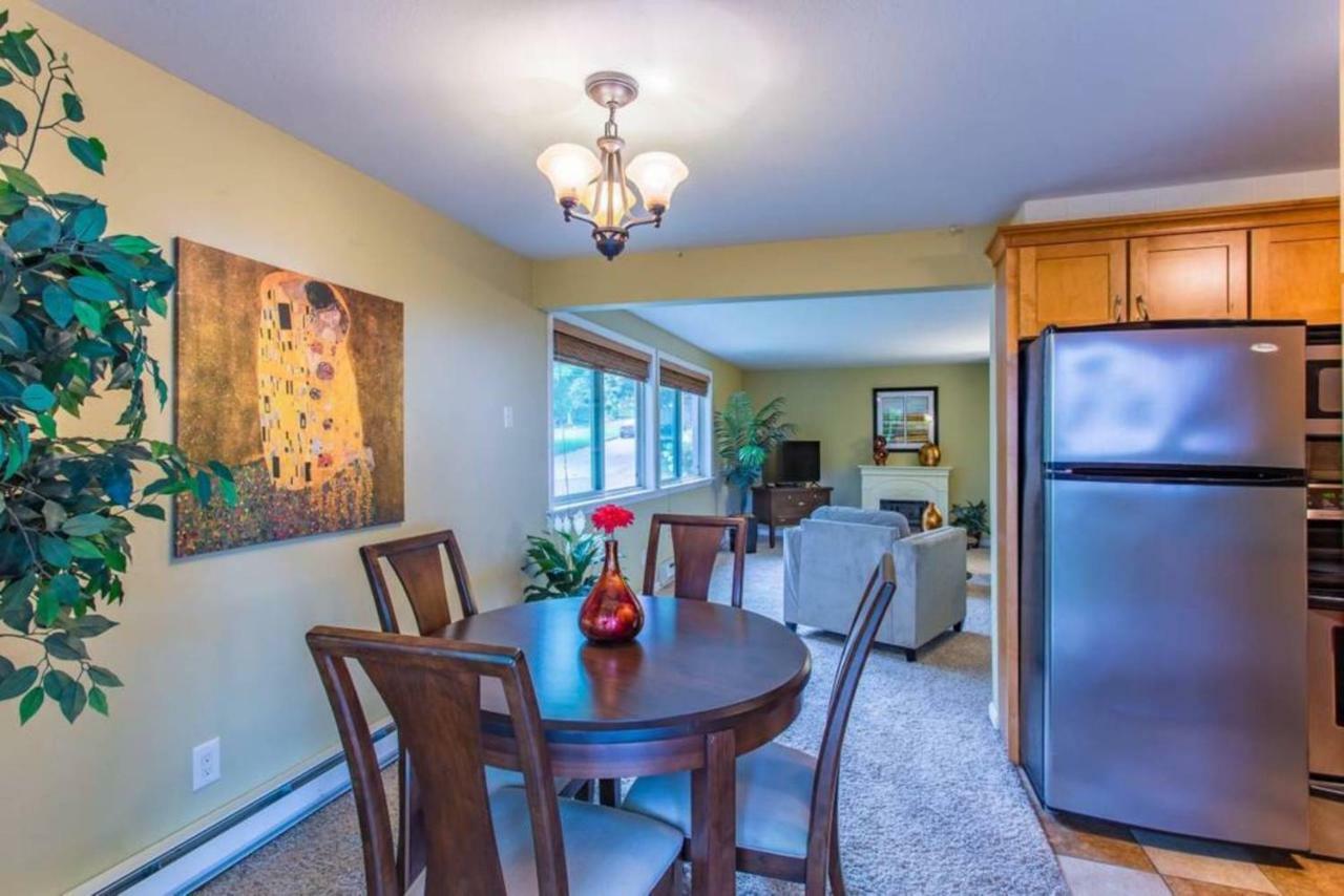 Sea View, Best Area, No Stairs, Wd, 2 Bedrooms, Jacuzzi Bath, New Carpet, Balcony, View, 825Sf Tacoma Exterior photo
